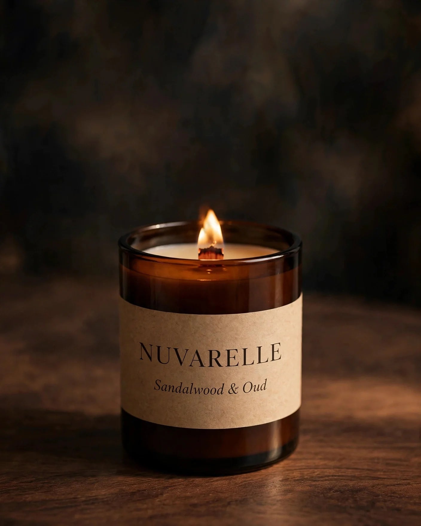 Nuvarelle Noir Oud - Sandalwood & Oud Woodwick Candle